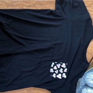 Kaws X uniqlo BFF Pocket Tee